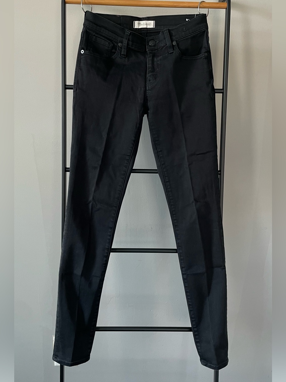 Madewell Black 8” Skinny Jeans